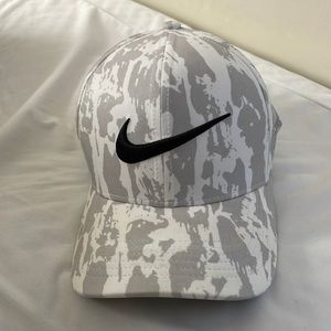 Nike Golf Hat One Size Fits All